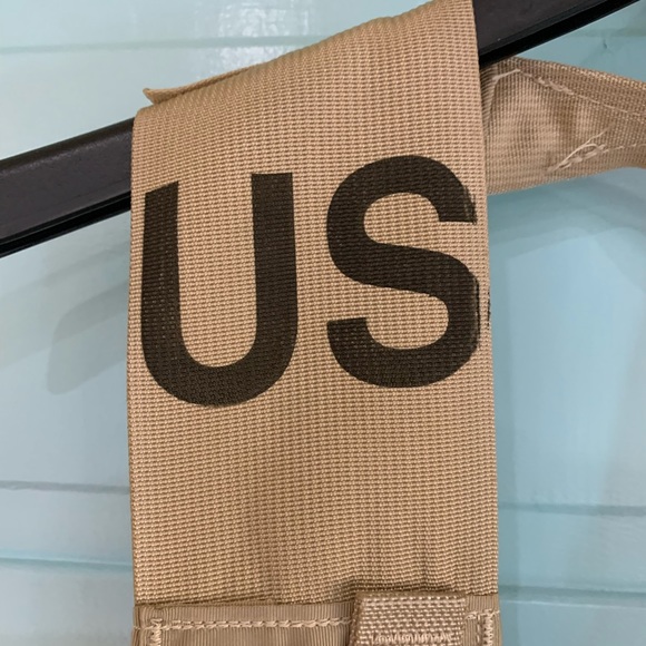 FLC Tactical Vest with canteen and pouch also 4 pouch’s. - Picture 3 of 8